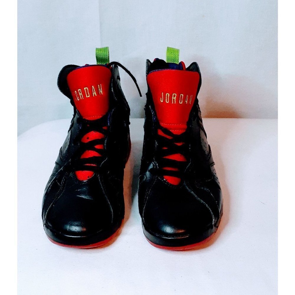 Air Jordan 7 Retro Sneaker